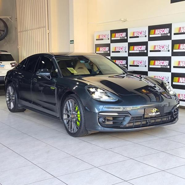 PORSCHE PANAMERA 4EHYB