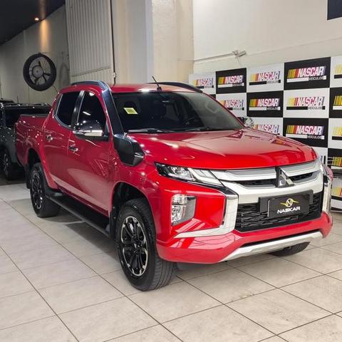 MITSUBISHI TRITON HPE 2.4 4x4 TB DIESEL AUT