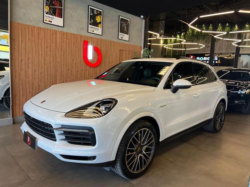 PORSCHE CAYENNE PHEV