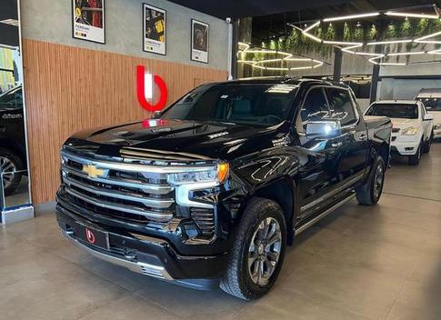 CHEVROLET SILVERADO HIGH COUNTRY 5.3 V8 AWD AUT.