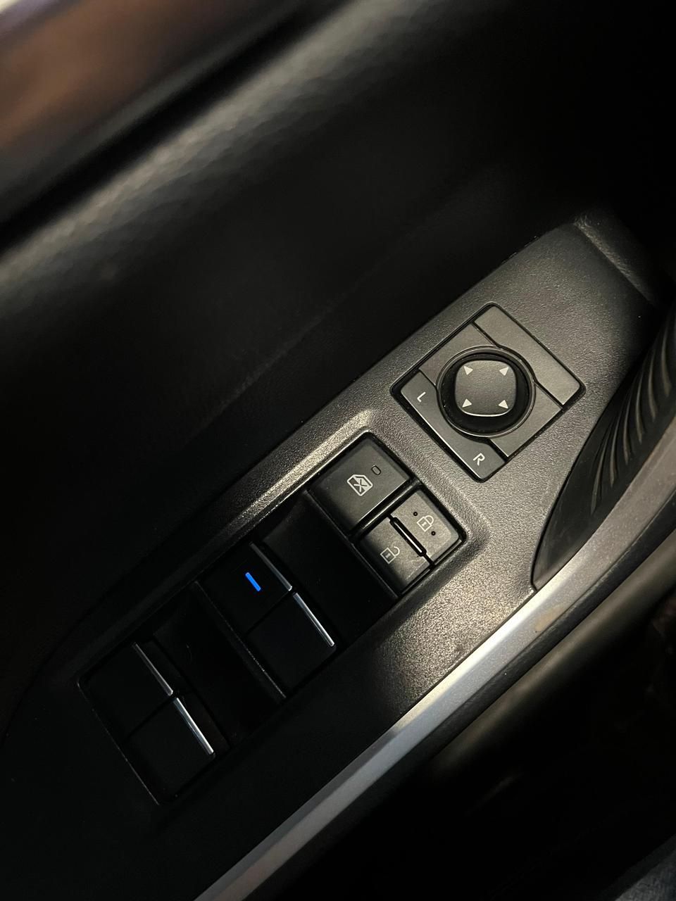 Toyota Rav4h 25l S 4wd 2019