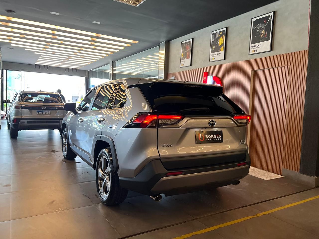 Toyota Rav4h 25l S 4wd 2019