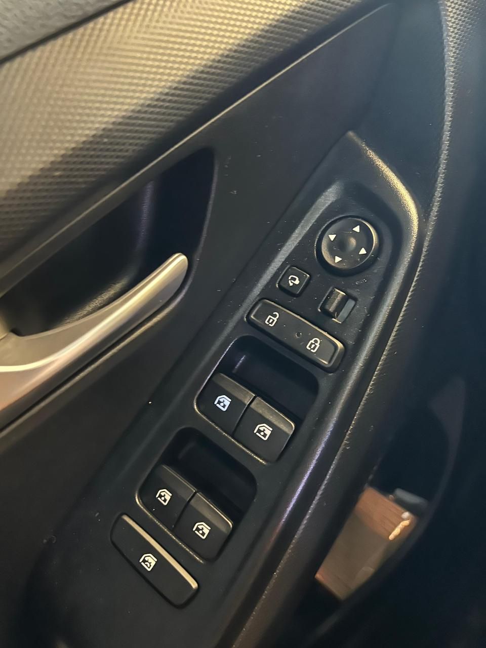 Hyundai Creta Limit. Safety 1.0 TB 12v Flex AUT. 2024
