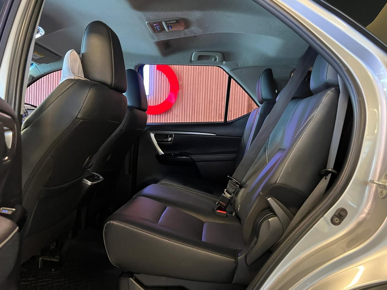 Toyota Hilux SW4 2.8 SRX 4x4 7 Lugares 2022