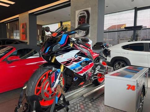 BMW S1000 RR