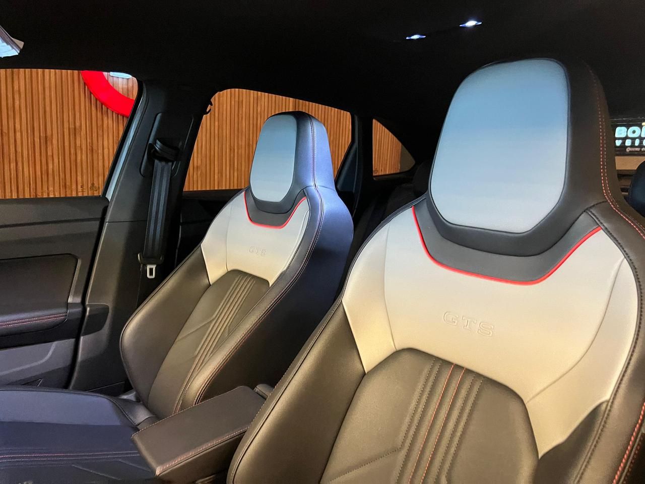 Volkswagen Nivus 1.4 250 TSI Total Flex GTS Automatico 2026