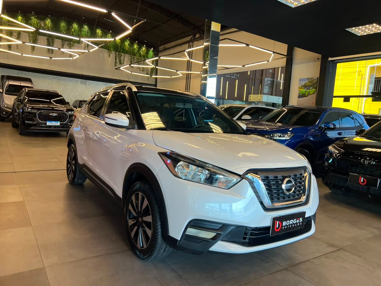 Nissan Kicks Sv CVT 1.6 16V Flex 5p AUT 2020