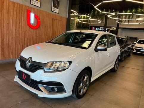 RENAULT SANDERO 16GTLINE