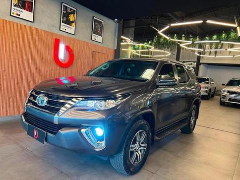 TOYOTA HILUX SW4 SRV 4X2 2.7 FLEX 16V AUT