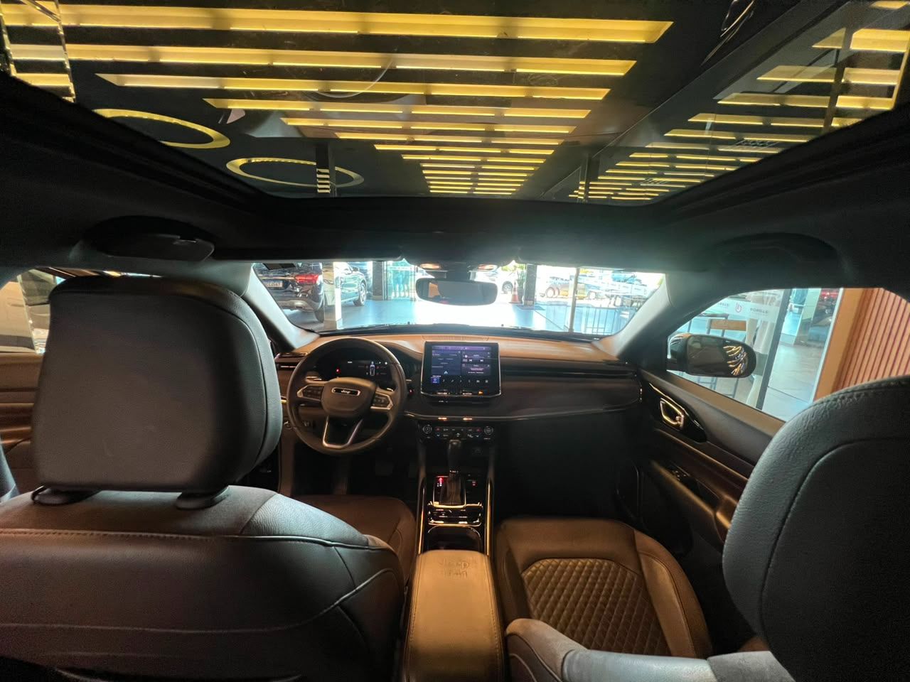 Jeep Commander Overland T270 1.3 TB Flex AUT 2022