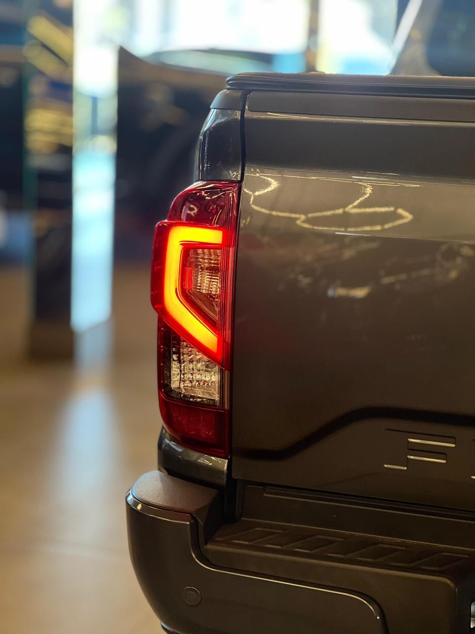 Nissan Frontier Xe CD 4x4 2.3 Bi-tb AUT 2024