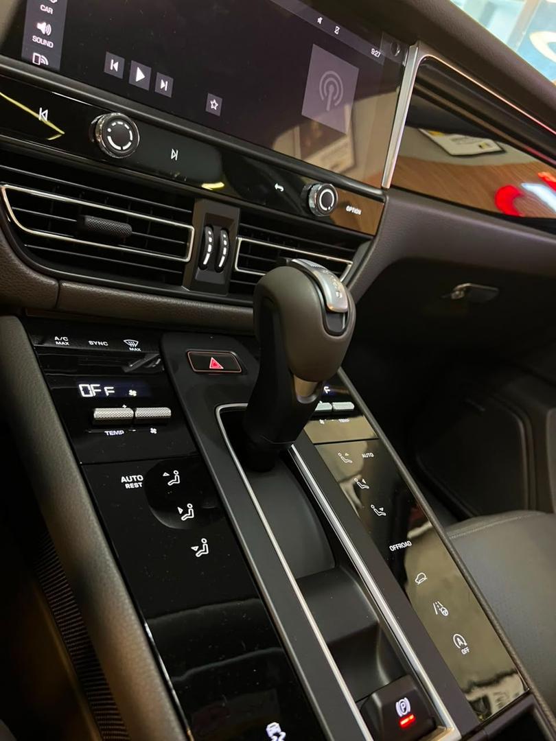 Porsche Macan 2.0 Turbo 2026