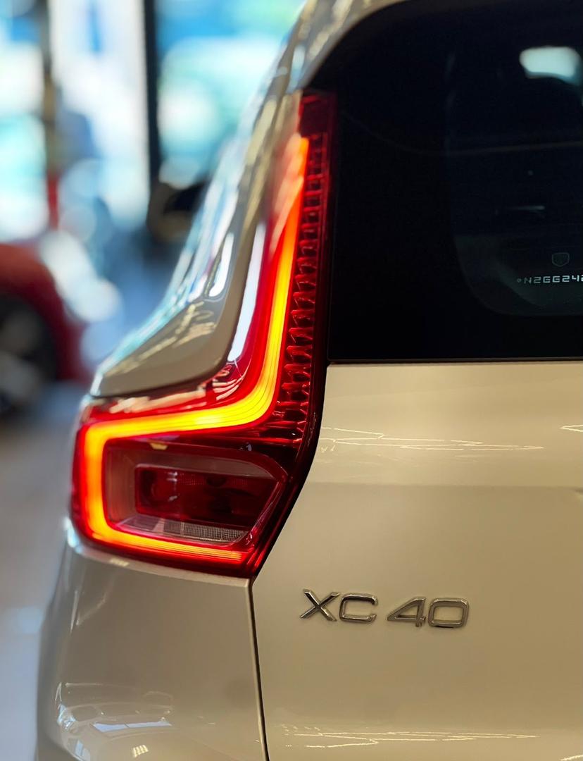 Volvo Xc 40 T-5 Inscription 1.5 Fwd Hibrido 2022