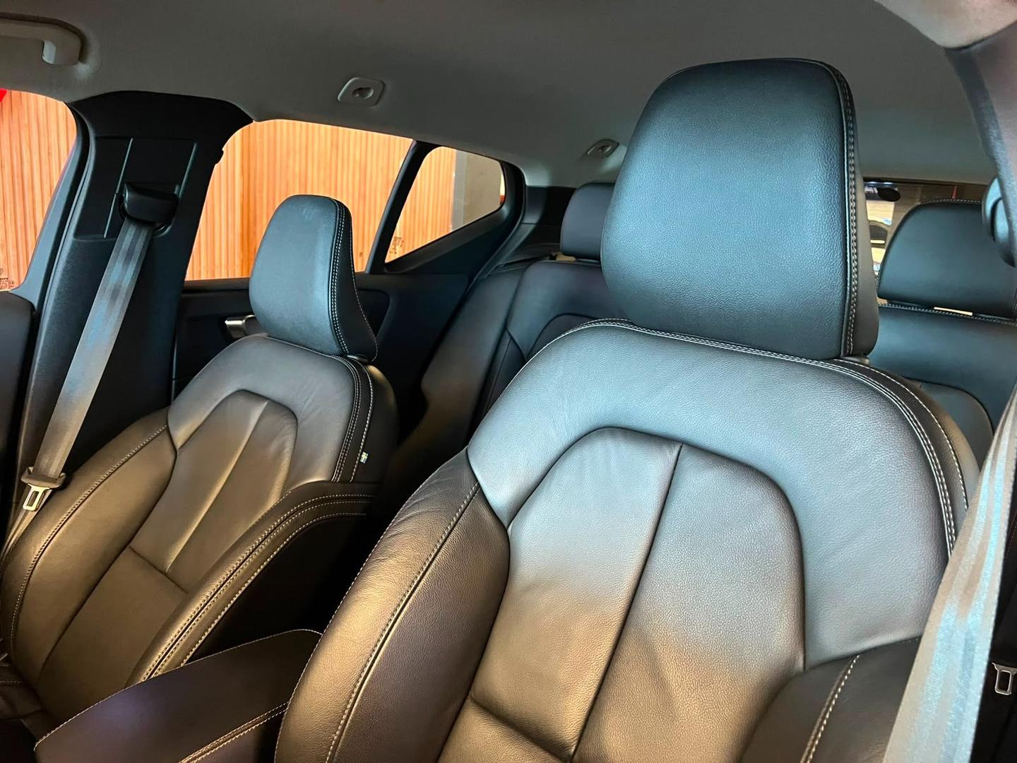 Volvo Xc 40 T-5 Inscription 1.5 Fwd Hibrido 2022