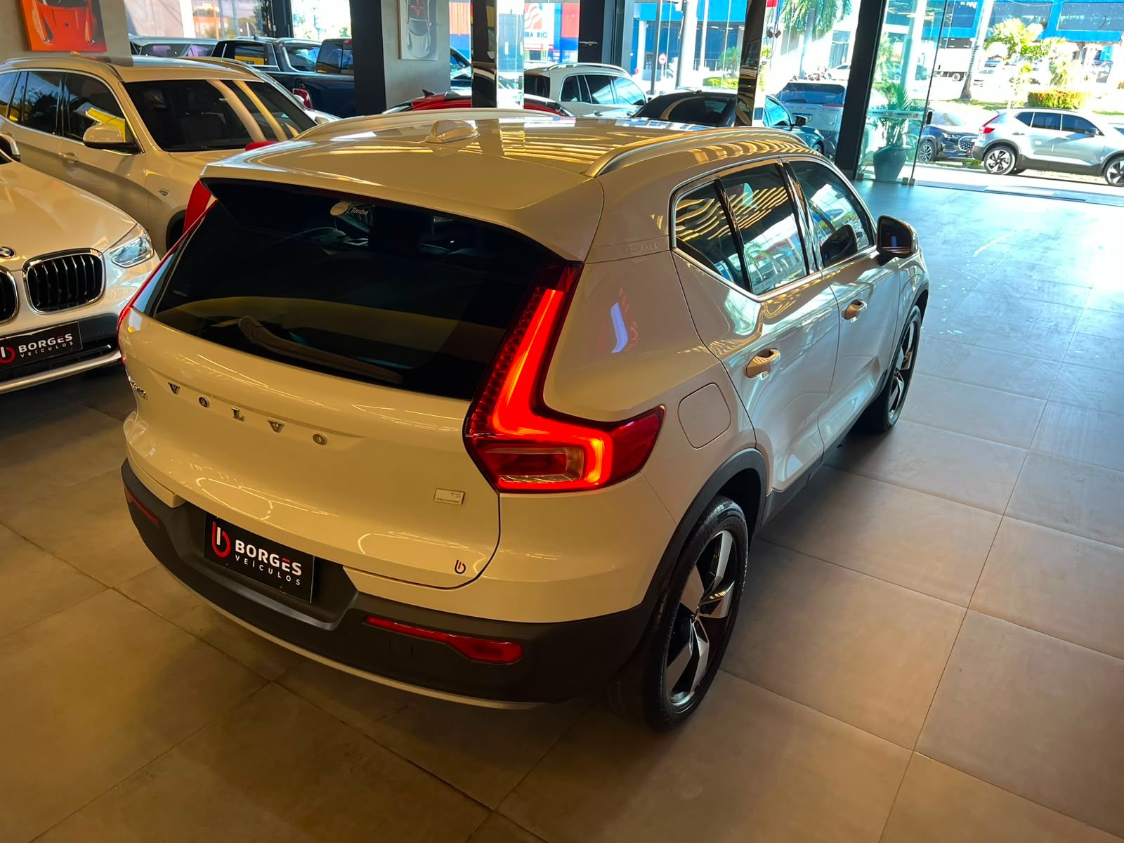 Volvo Xc 40 T-5 Inscription 1.5 Fwd Hibrido 2022