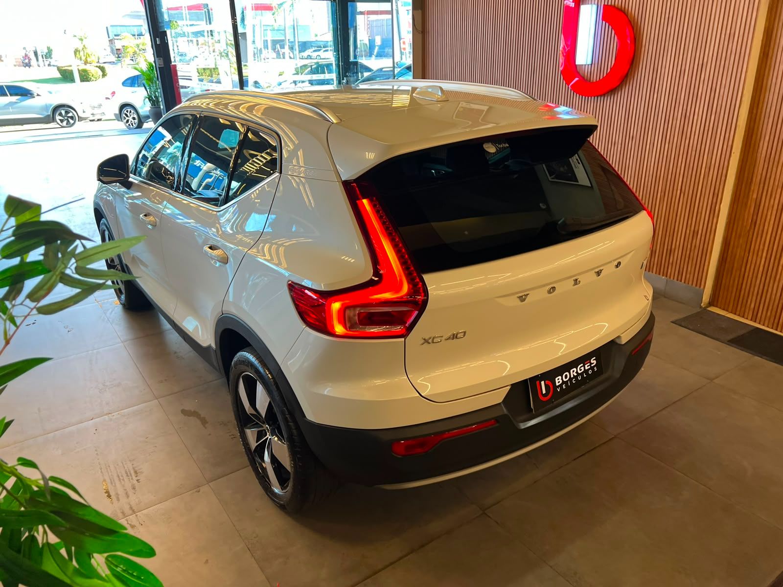 Volvo Xc 40 T-5 Inscription 1.5 Fwd Hibrido 2022
