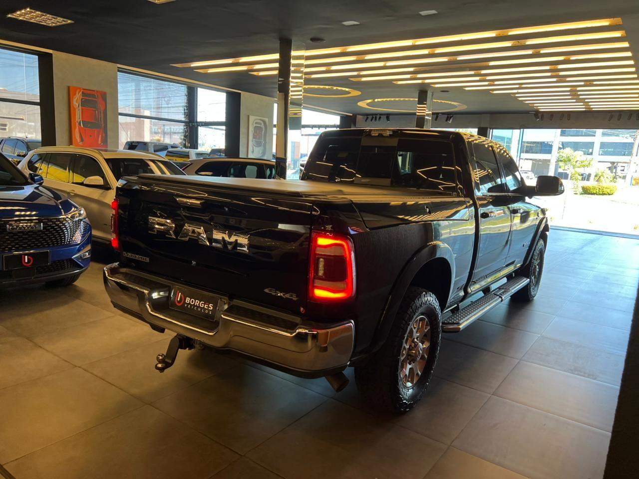Ram 3500 Laramie 6.7 TB CD 4x4 Diesel 2022