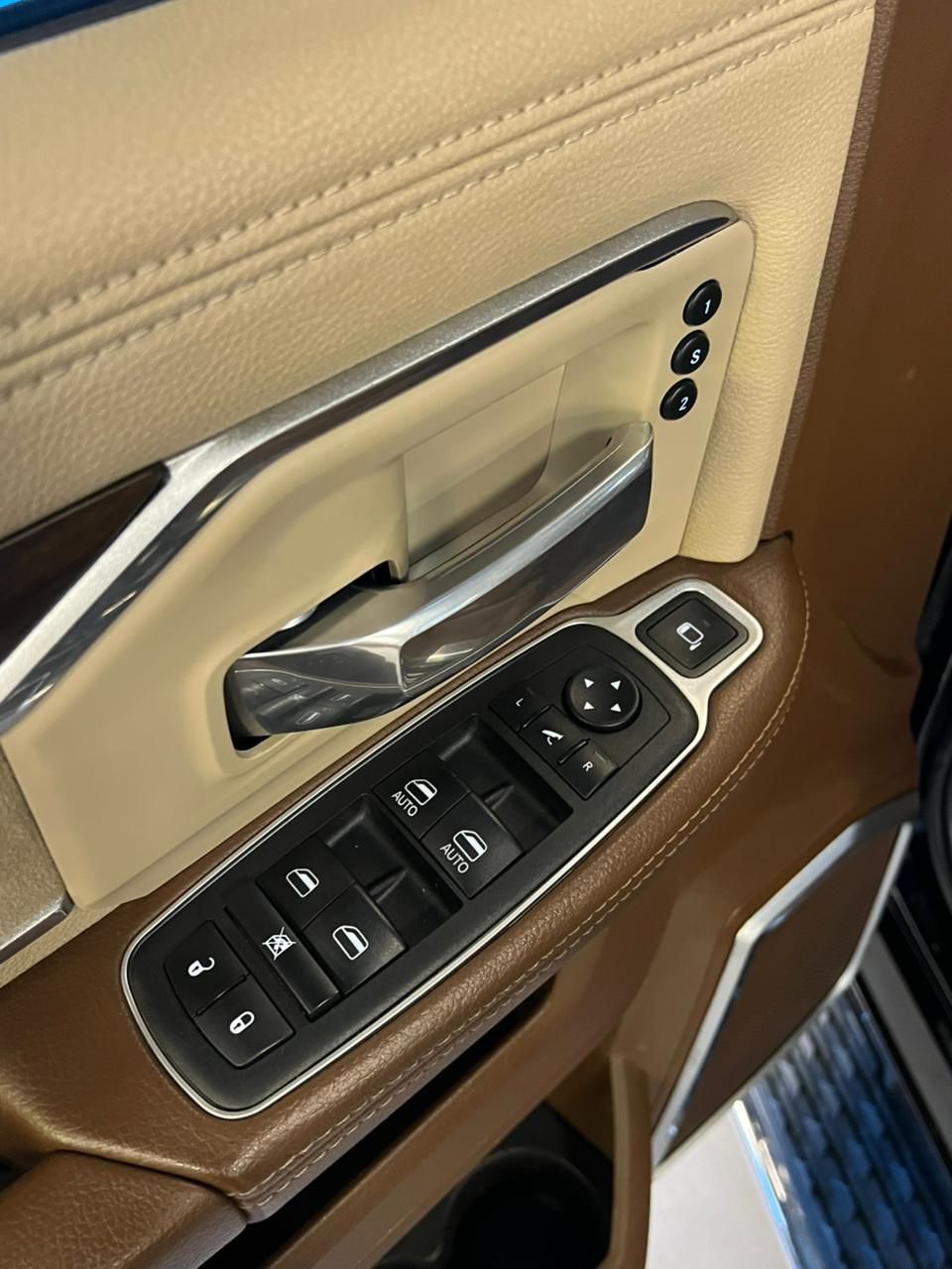 Ram 3500 Laramie 6.7 TB CD 4x4 Diesel 2022