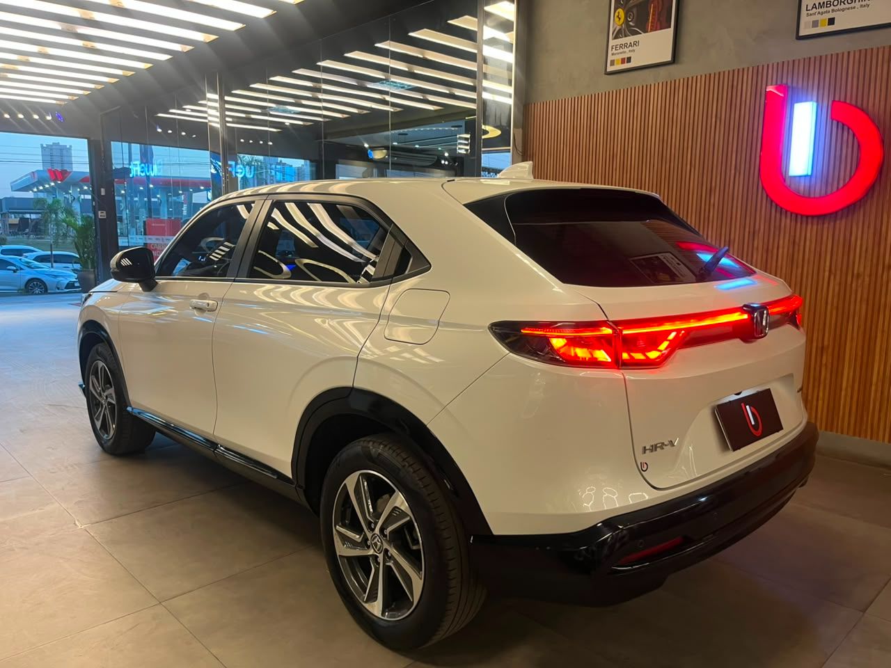 Honda HR-V Touring 2023