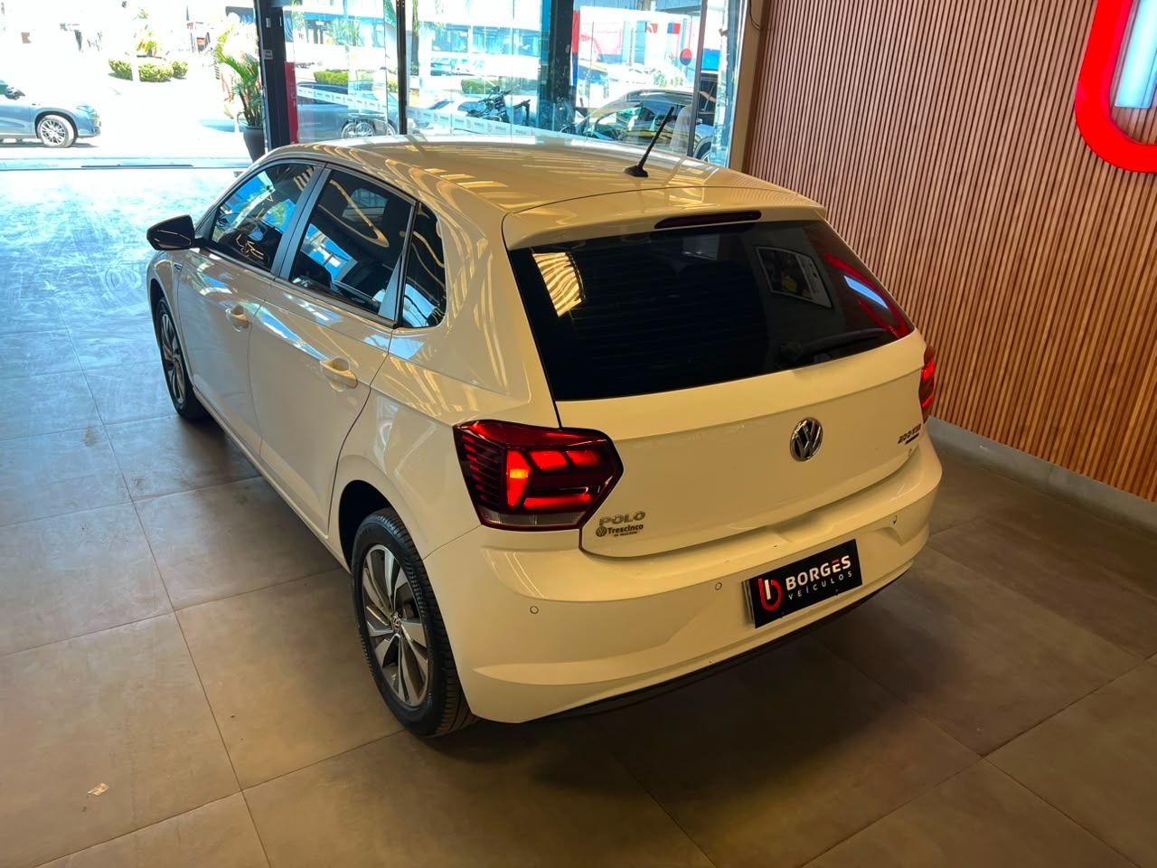 Volkswagen Polo Comfort 200 TSI 1.0 Flex 12v AUT 2020