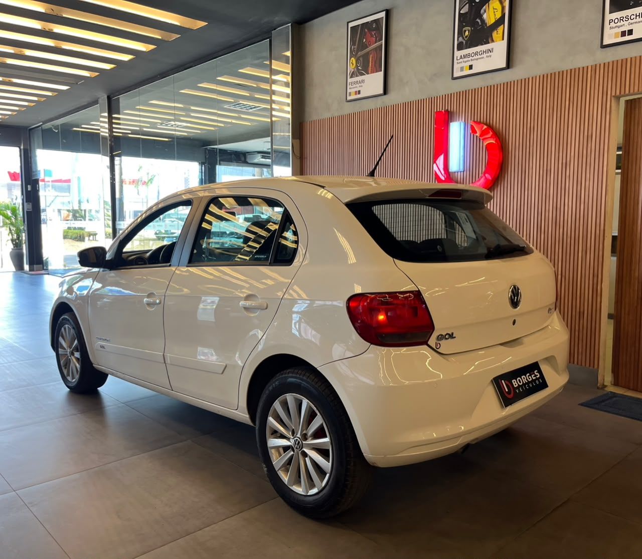 Volkswagen Gol 1.0 Comfortline 2p 2015
