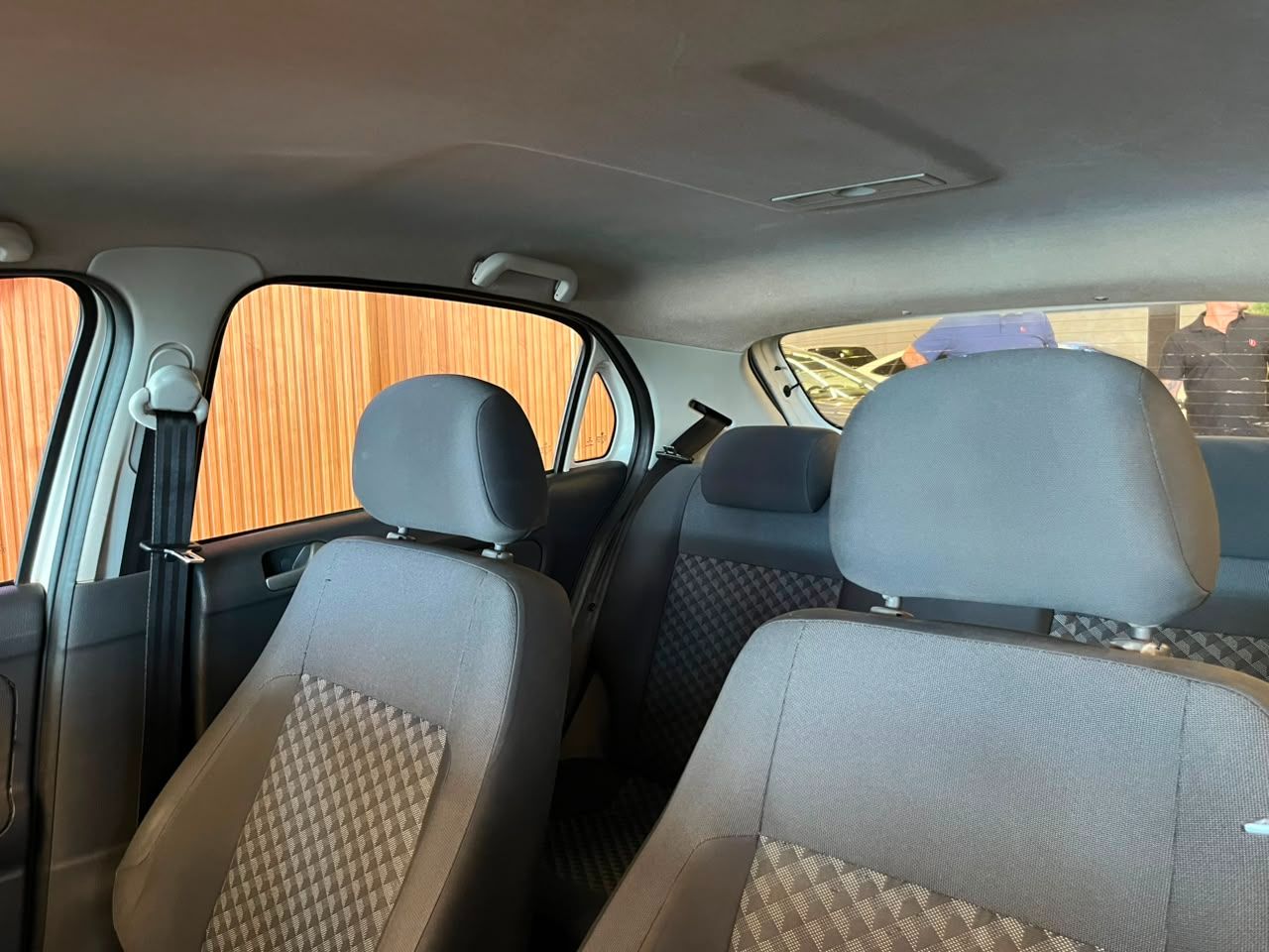 Volkswagen Gol 1.0 Comfortline 2p 2015