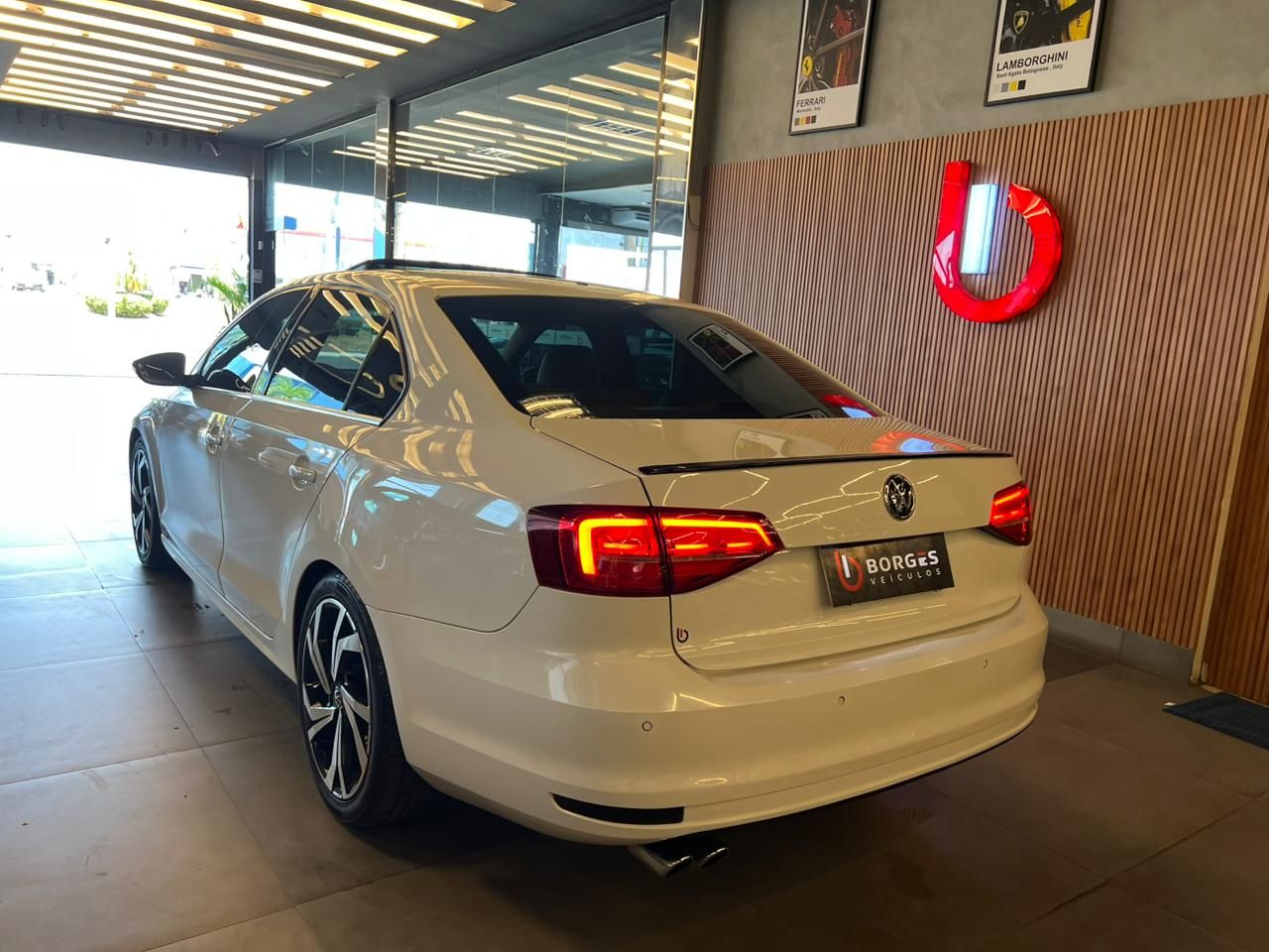 Volkswagen Jetta Highline 2.0 TSI 16V 4p Tiptronic 2017