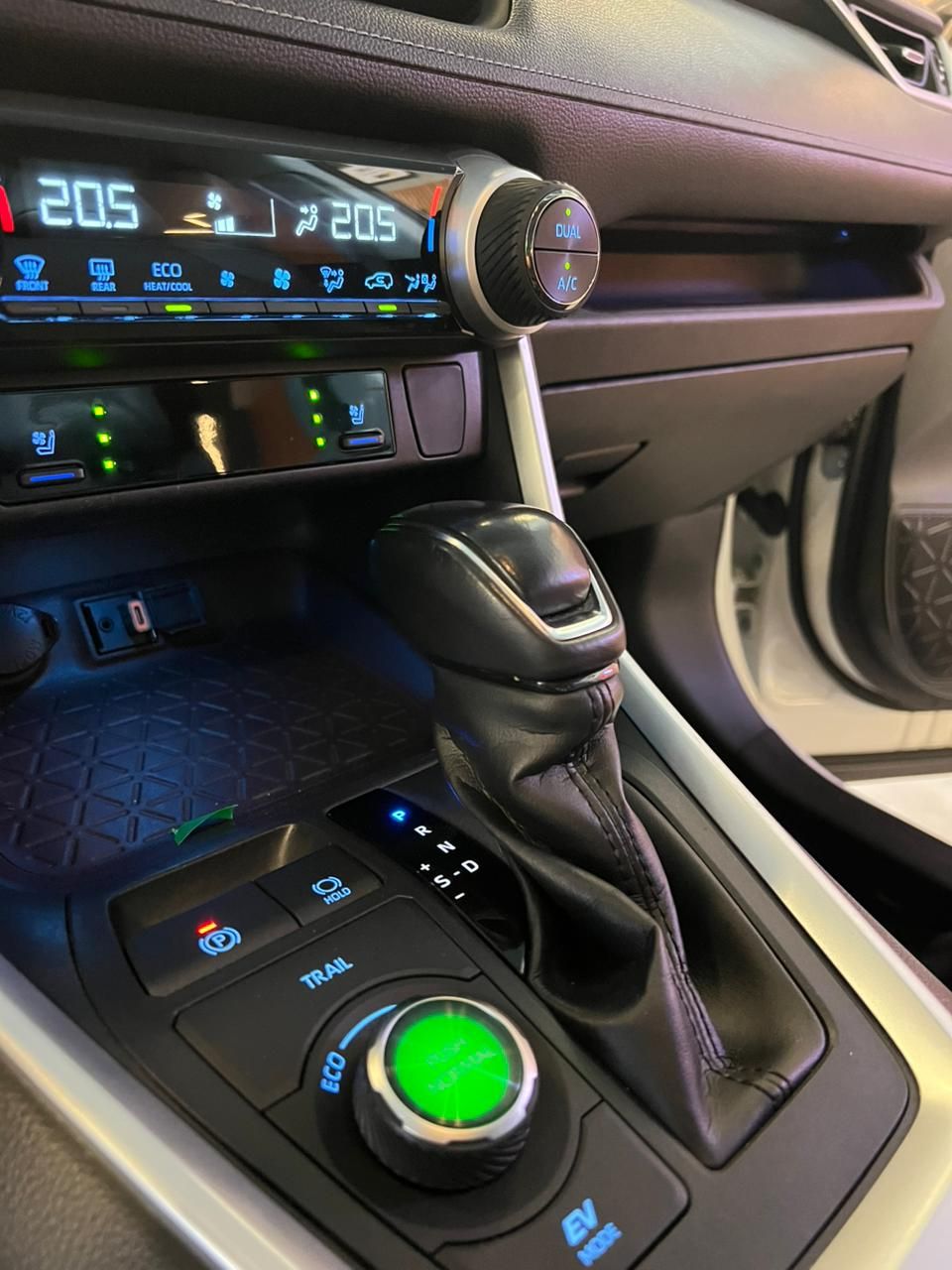 Toyota Rav4h 25l S 4wd 2019