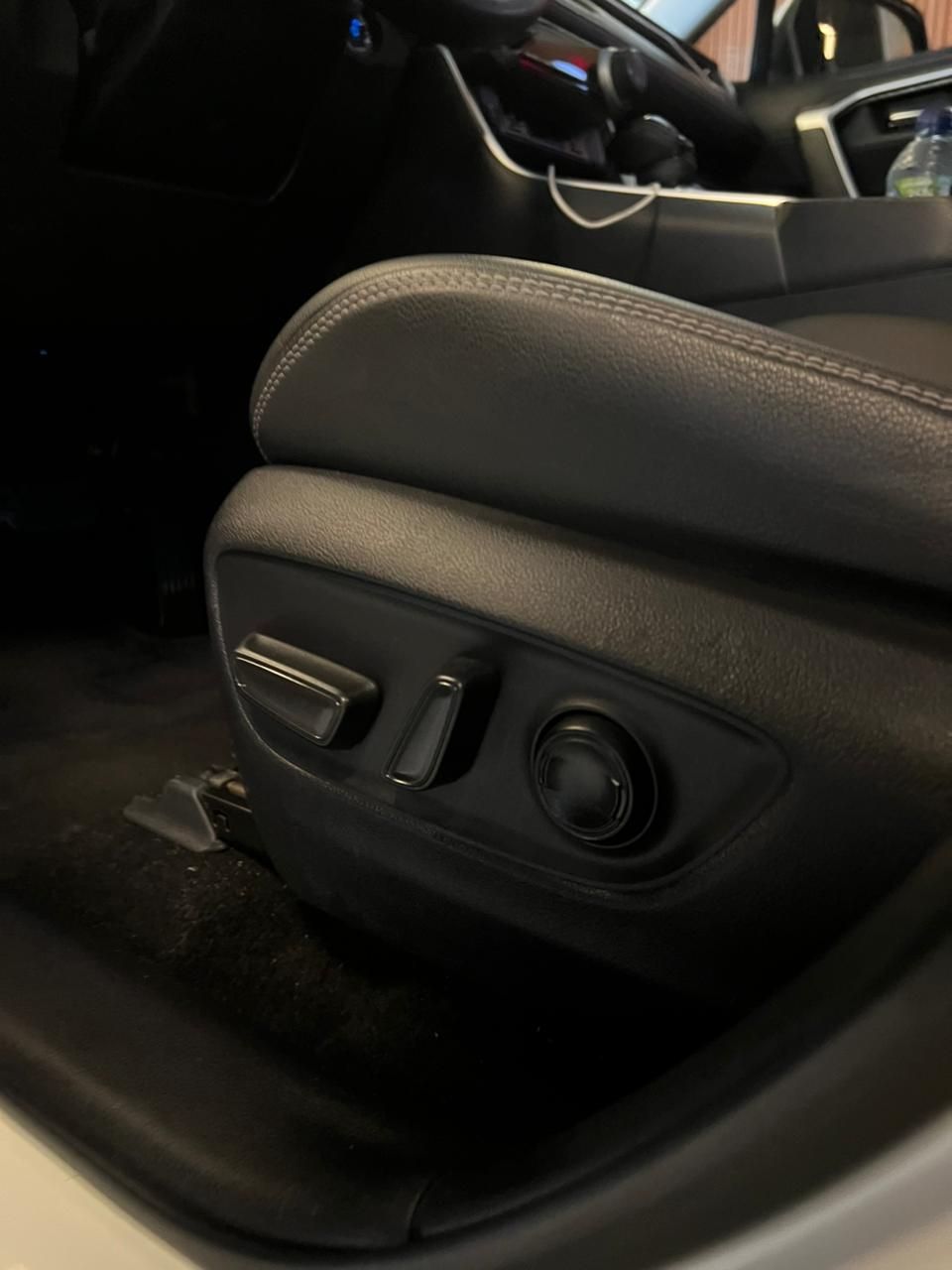 Toyota Rav4h 25l S 4wd 2019