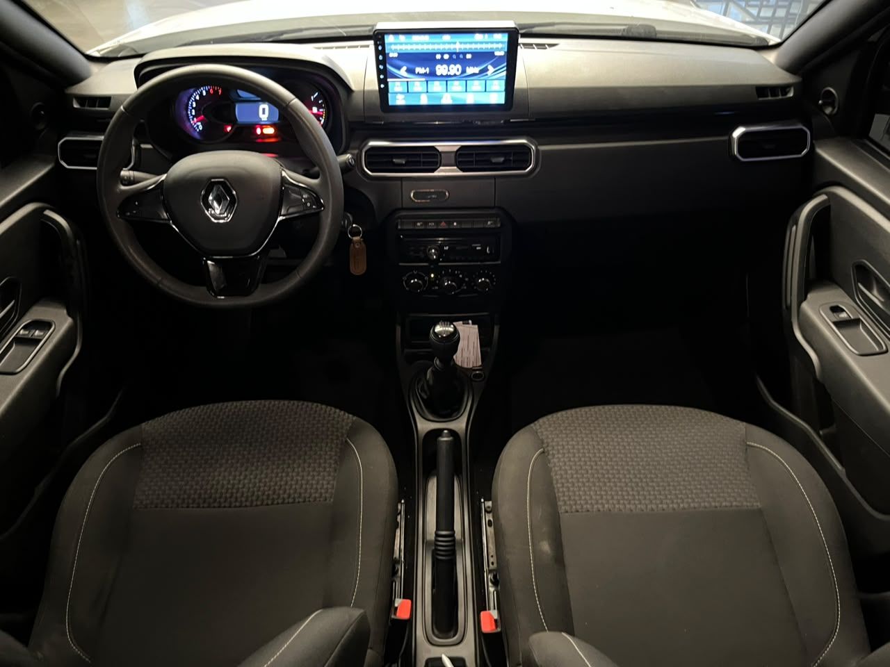 Renault Oroch 16 4x2 2024