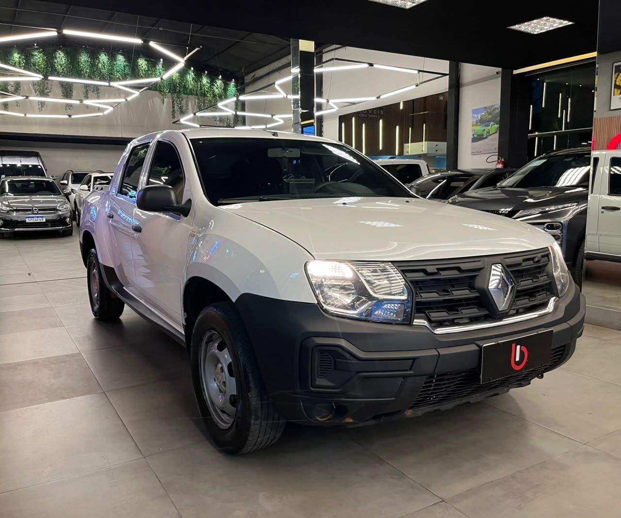 Renault Oroch 16 4x2 2024