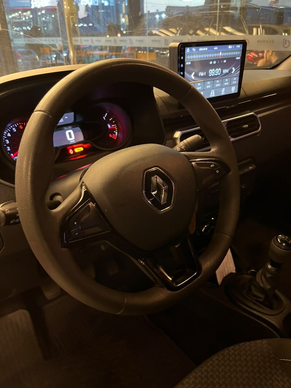 Renault Oroch 16 4x2 2024