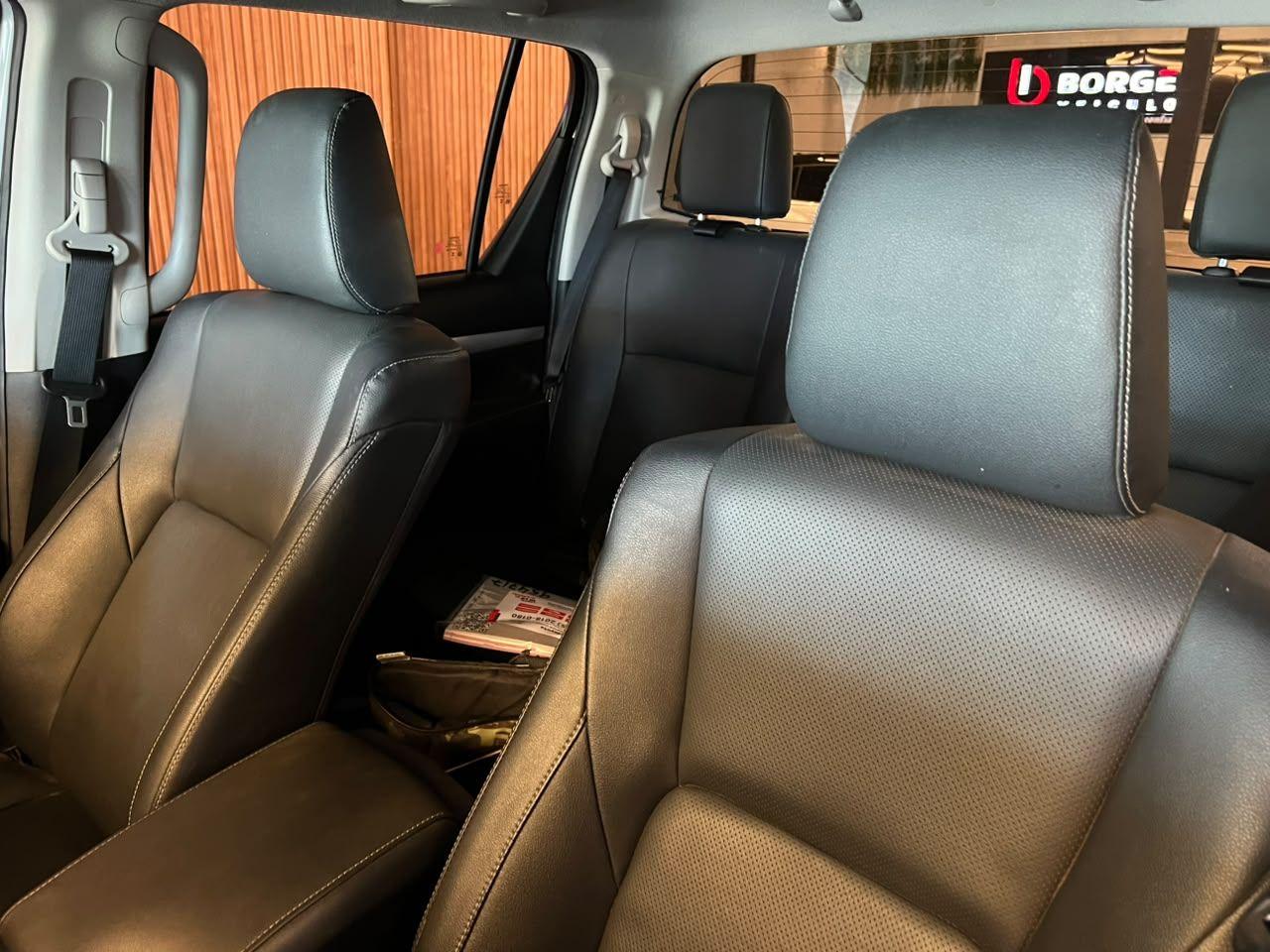 Toyota Hilux CD SRX A4FD 2025
