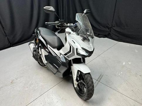HONDA ADV 150