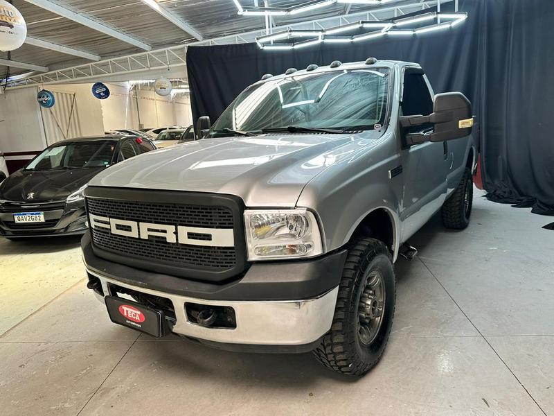 Ford F-250 XLT 39 2P - foto 3