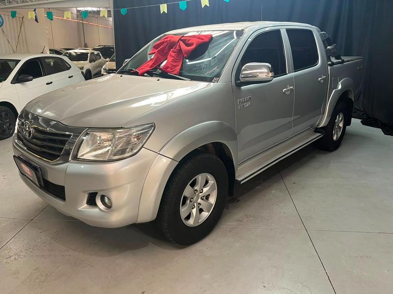 Toyota Hilux Cd 4X4 Srv 27 16V Flex Automático - foto 3