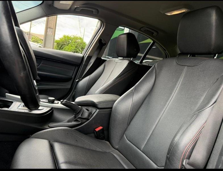 BMW 320i Active Flex - foto 4