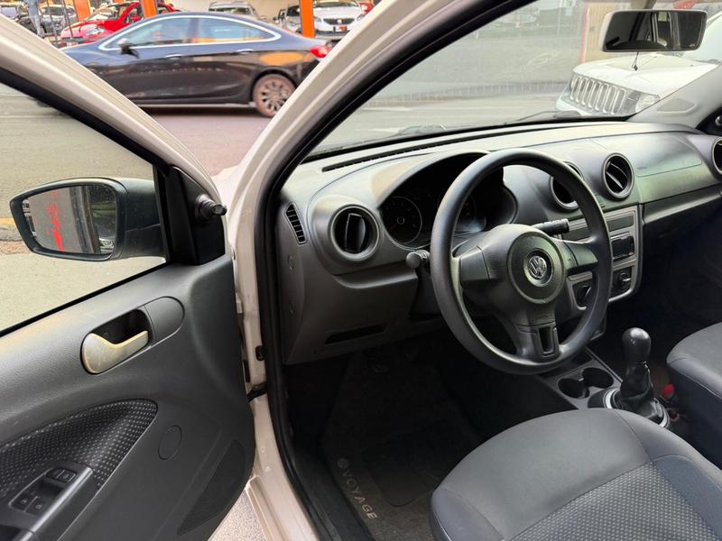 Volkswagen Voyage tl mb s - foto 9
