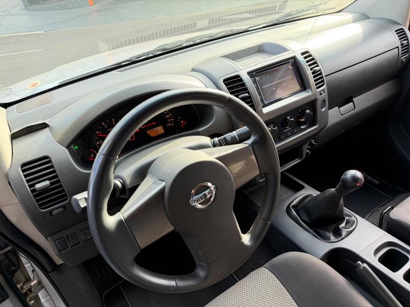 Nissan Frontier Se4x2att - foto 12
