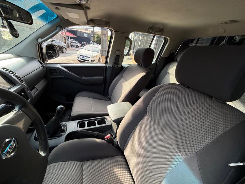 Nissan Frontier Se4x2att - foto 9