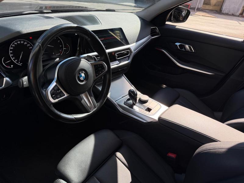 BMW 330i - foto 13