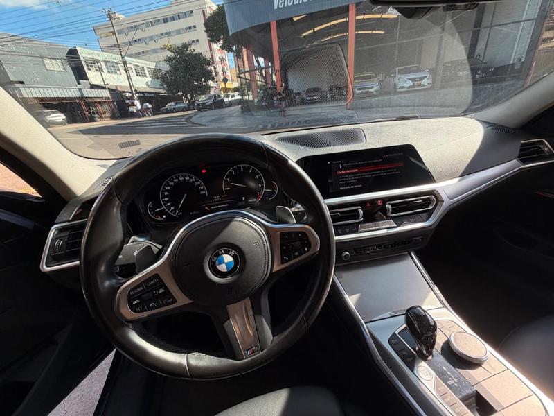 BMW 330i - foto 14