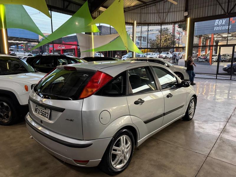 Ford Focus 1.6 Flex Ha - foto 10