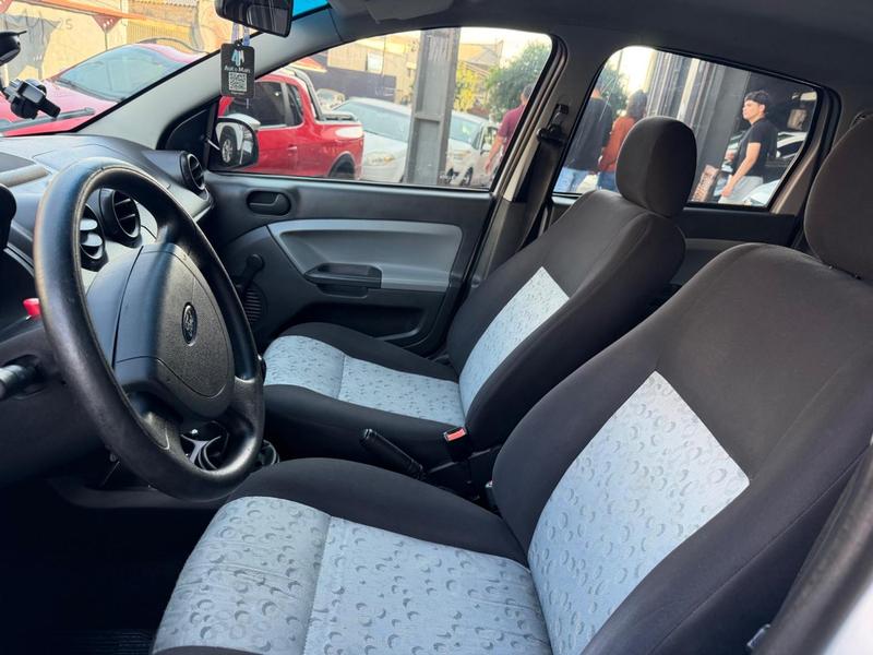 Ford Fiesta 1.6 8V Flex Class 1.6 8V Flex 5P - foto 12