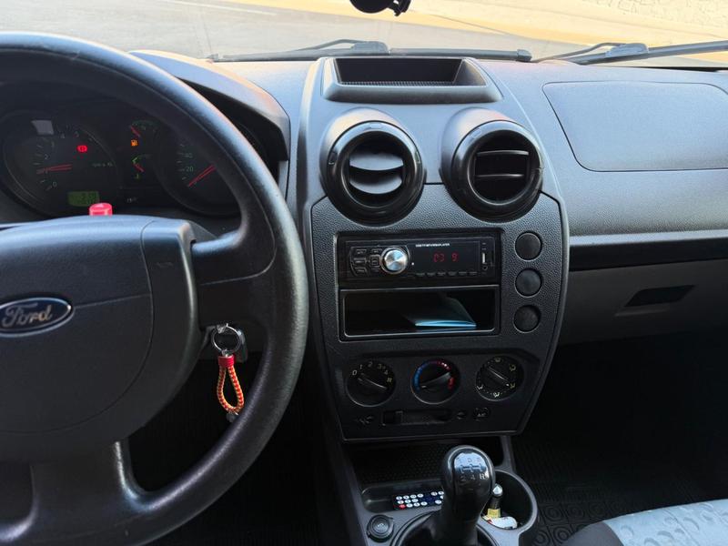 Ford Fiesta 1.6 8V Flex Class 1.6 8V Flex 5P - foto 17