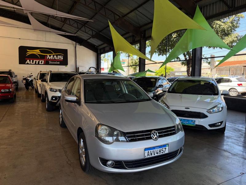 Volkswagen Polo Sedan 1.6 Comfor - foto 2