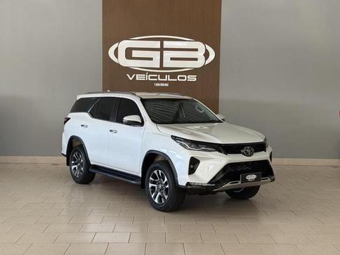 TOYOTA SW4 DSL 4X4 SRX PLATINUM AT 7S