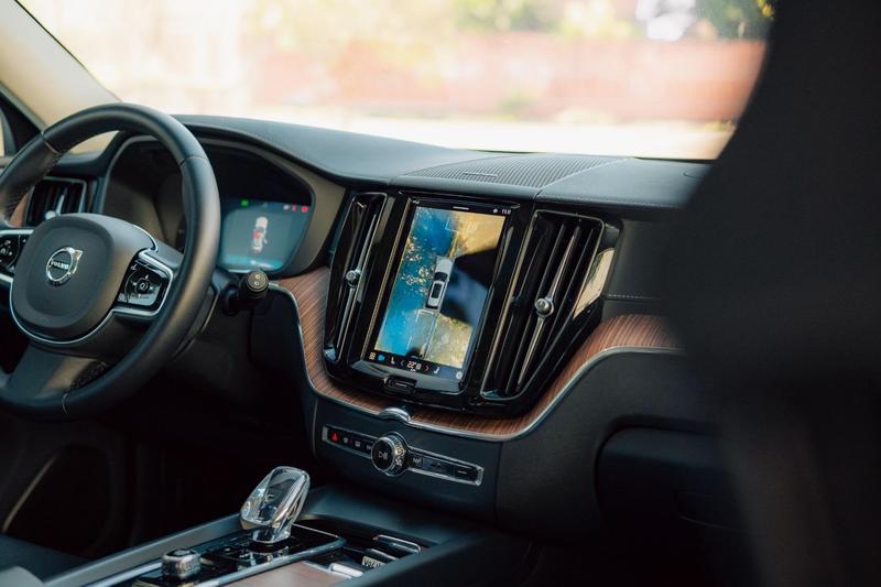 Volvo XC60 T8 Ultimate - foto 16