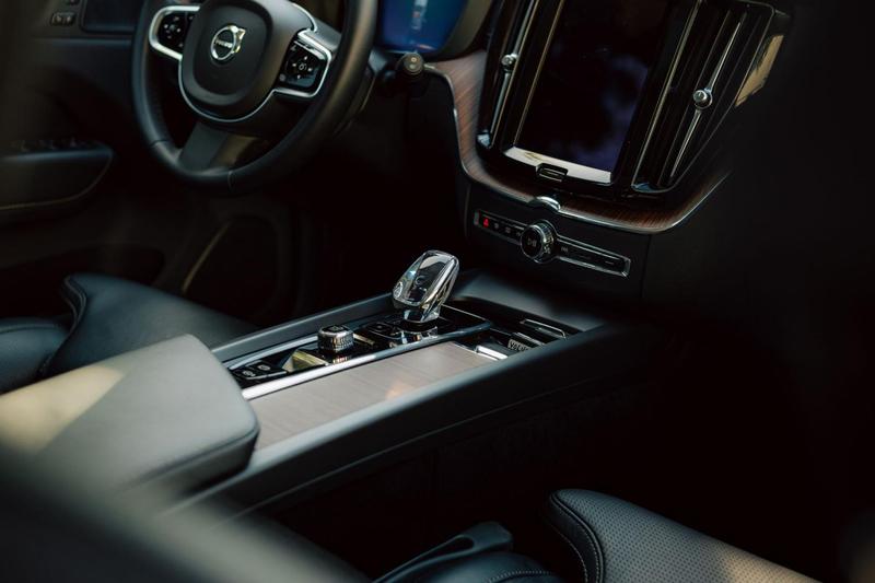 Volvo XC60 T8 Ultimate - foto 17