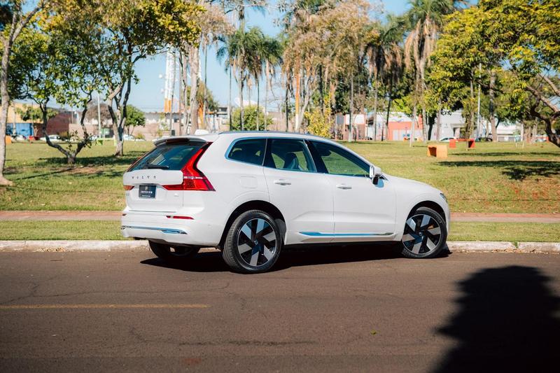 Volvo XC60 T8 Ultimate - foto 5